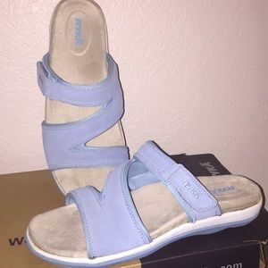 NEW Ryka Blue SUEDE sandals size 10, comfort style